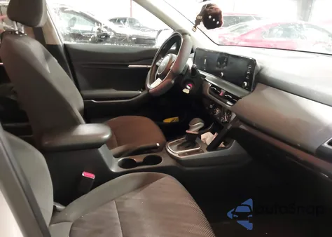 2024 Kia Seltos Lx z USA, uszkodzony, nr VIN KNDEPCAA6R7518144